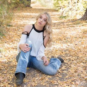 Meet your Posher, Courtney